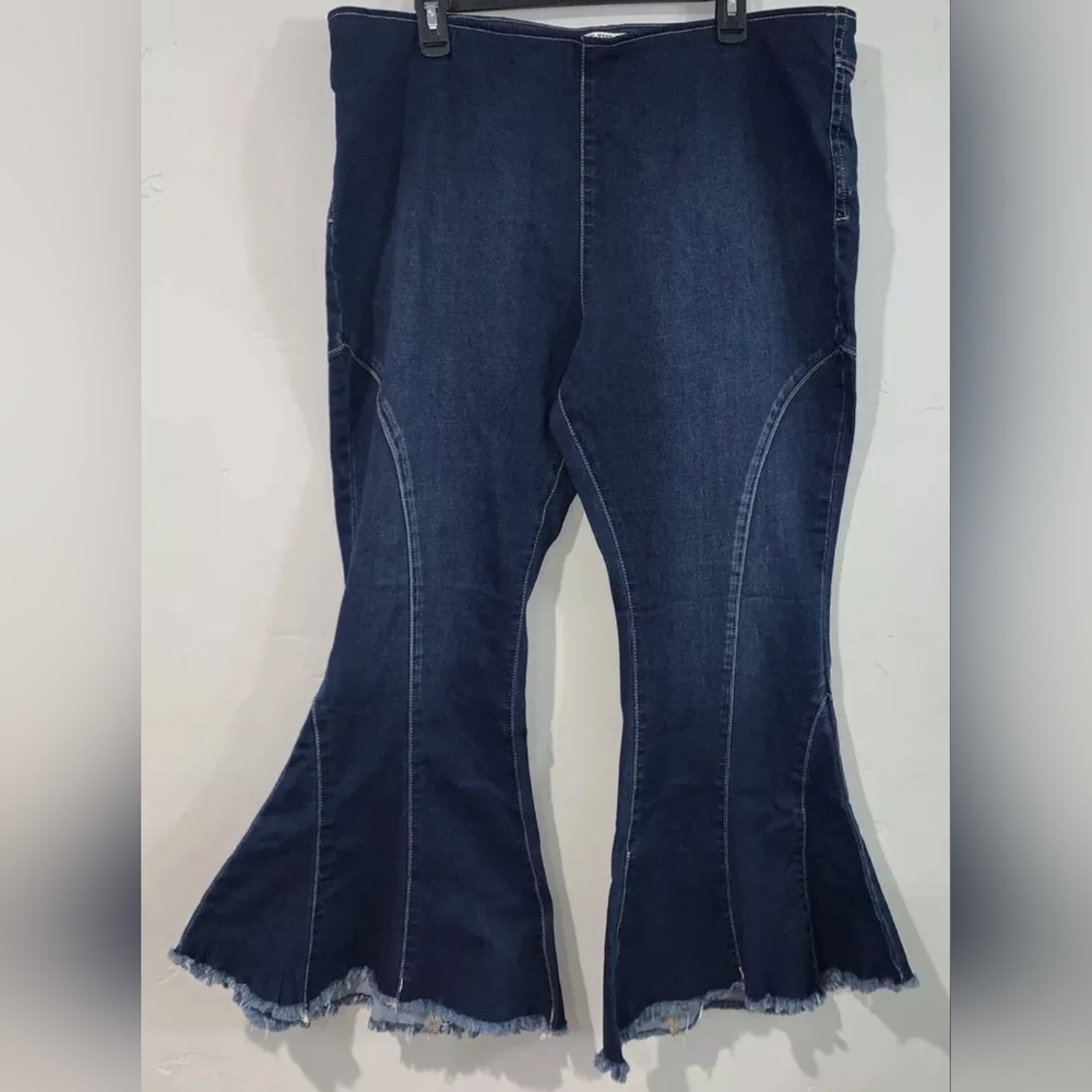 Free People Dark Blue Flared Jeans - Picture 5 of 9